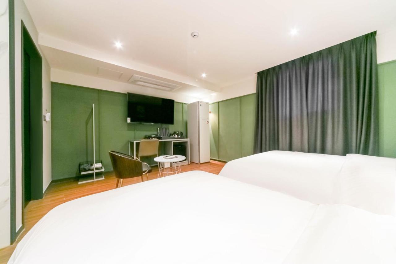 Pohang Brown Dot Hotel Esterno foto